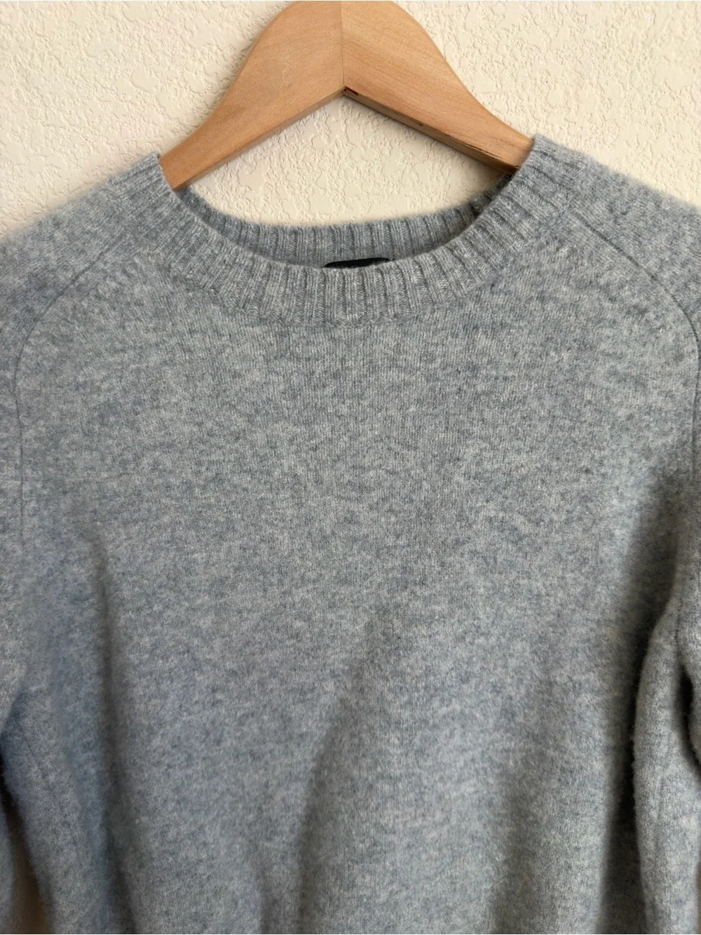 Uniqlo premium lambswool
